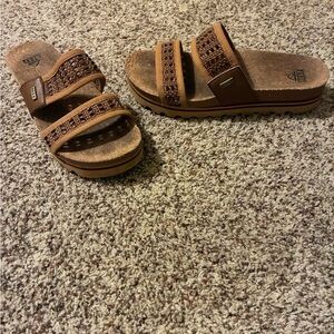 Reef Tan Slide Sandals